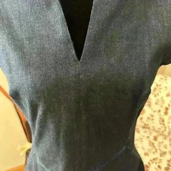 Banana Republic Denim Cap Sleeved Dress-Brand New with Tags! - Picture 6 of 7